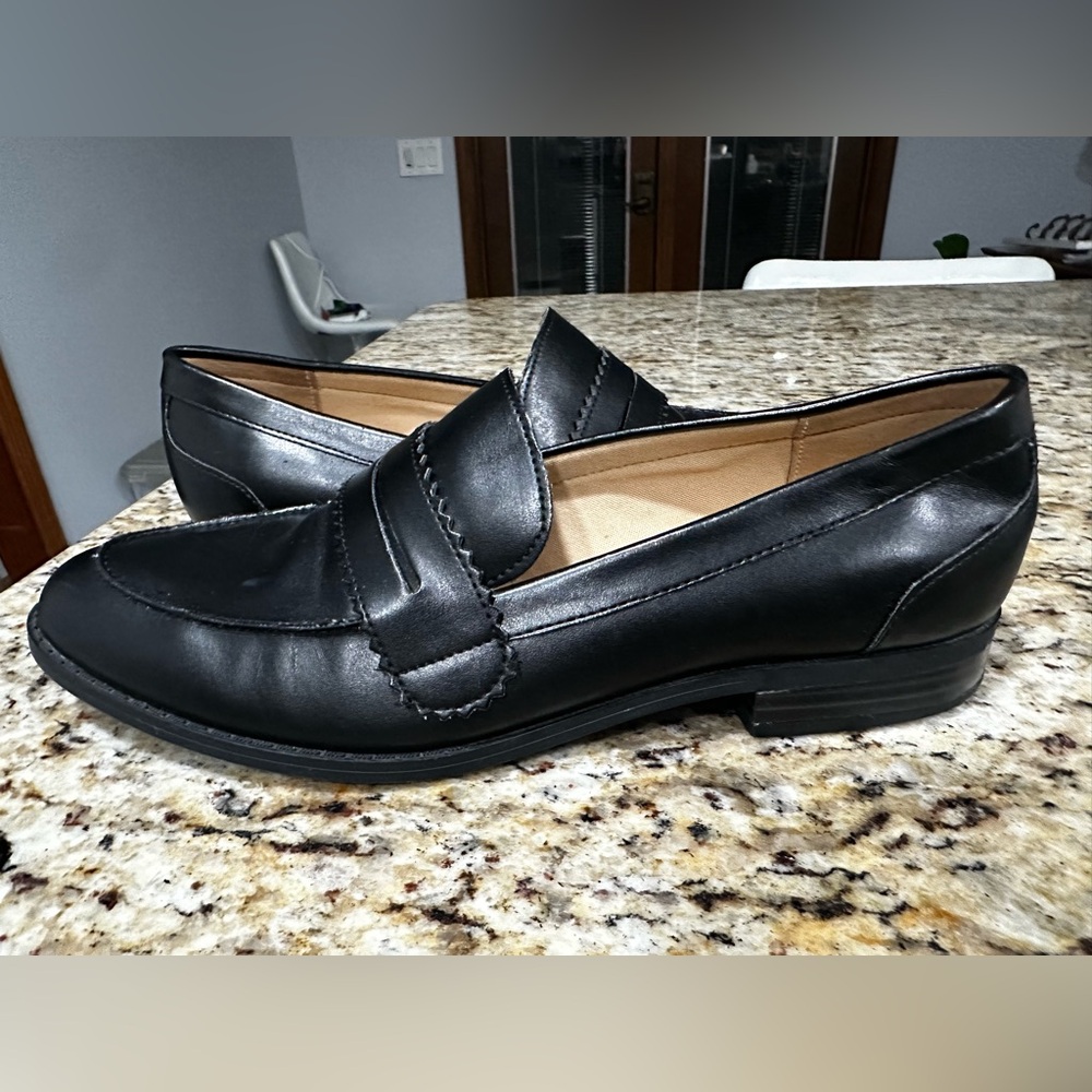 Nine West Black Flats Classic Penny Loafers